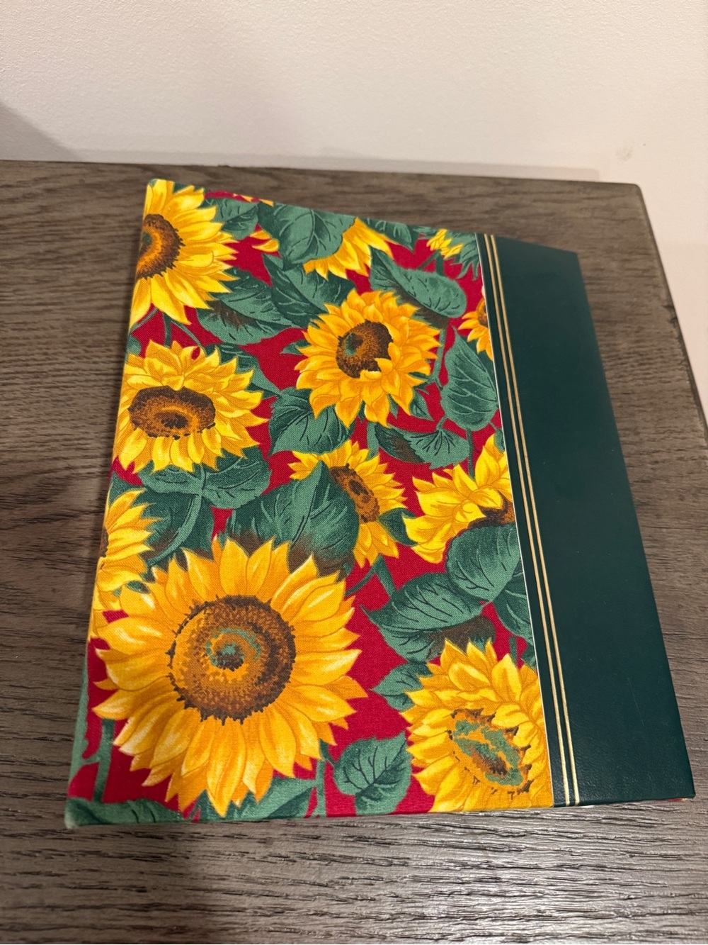 Vintage 90s Sunflower Fabric Photo Album - 3 Ring 4x6 Sleeves Cottagecore Floral